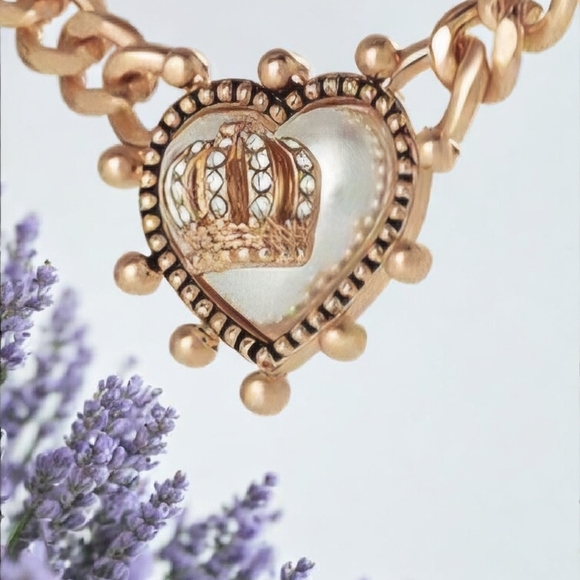 NEW Juicy Couture Gold Crown Heart Necklace 18 Inches New With Tags - Picture 3 of 6